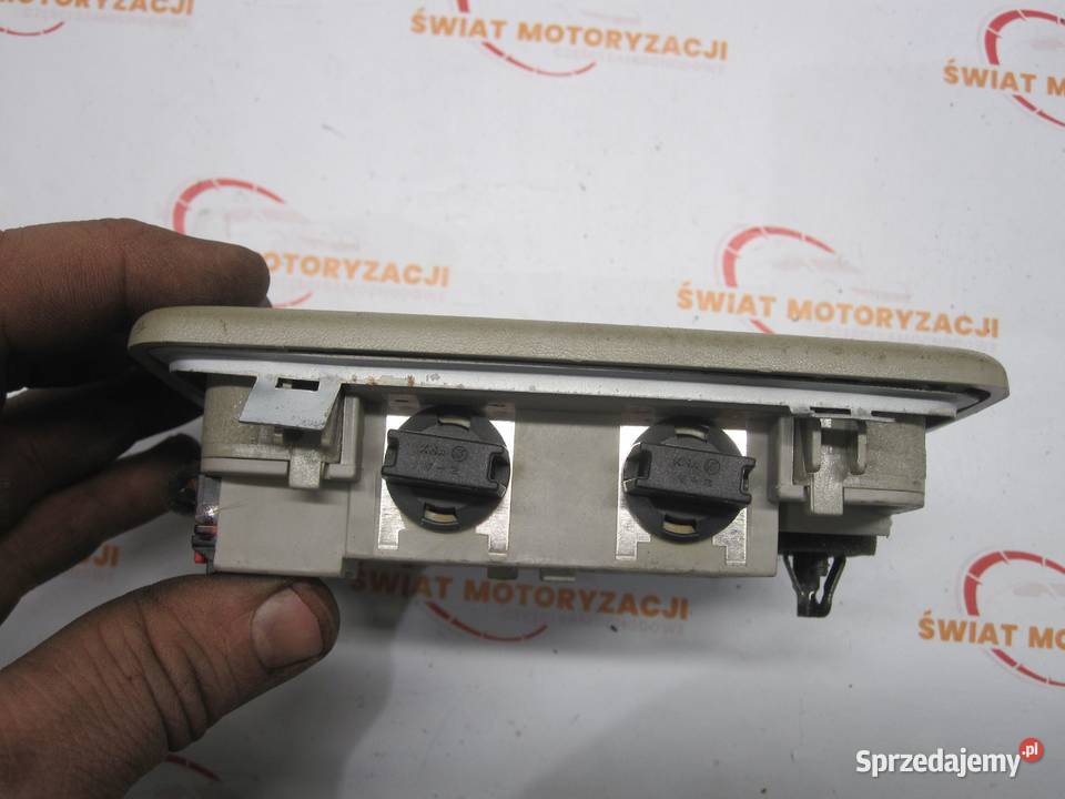 OPEL ANTARA 07r lampka podsufitki RTX109413 osobowe Kielce