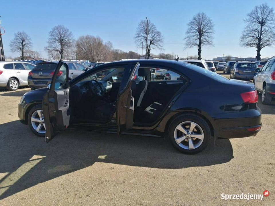 Volkswagen Jetta 16 105 klima elektryka zadbany Strzegom sprzedam