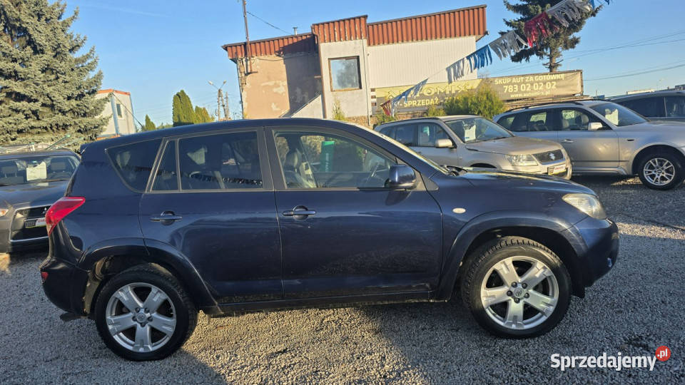 Toyota RAV4 Najbogatsza 22D 177 4x4 Skóry Hak garażowany Świdnica sprzedam