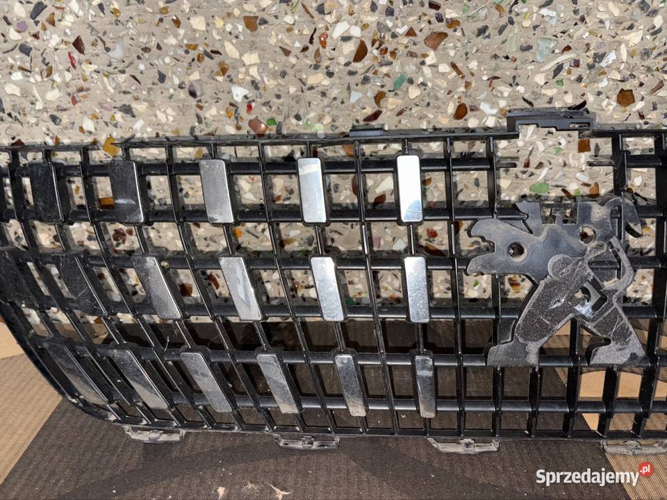 Gril do Peugeoth 3008 II 2 5008 sprzedam