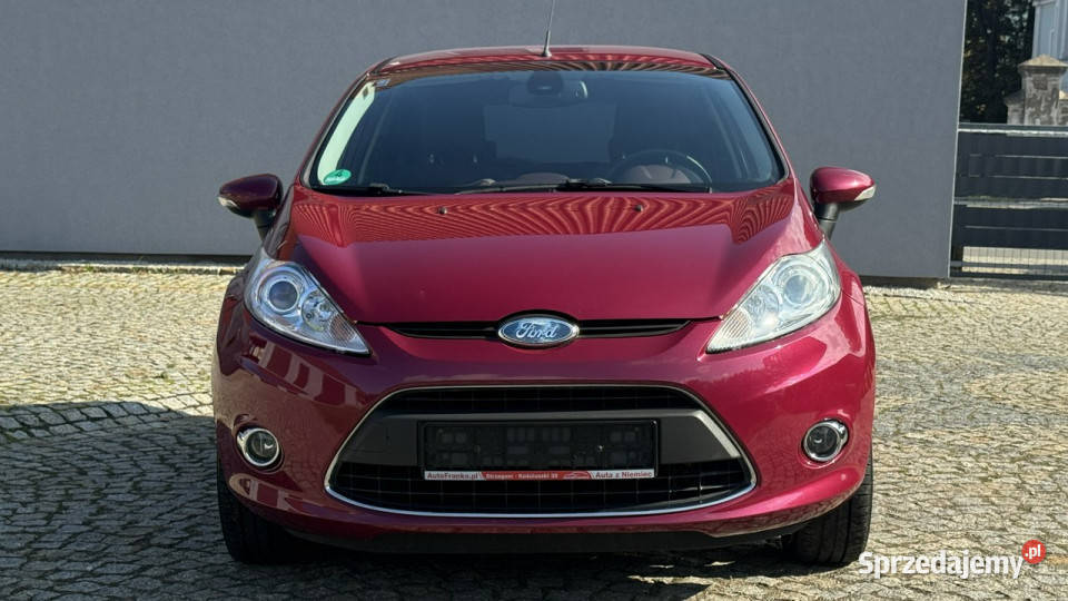 Ford Fiesta 125 Benz 82 z Niemiec TITANIUM serwisowany w ASO Fiesta