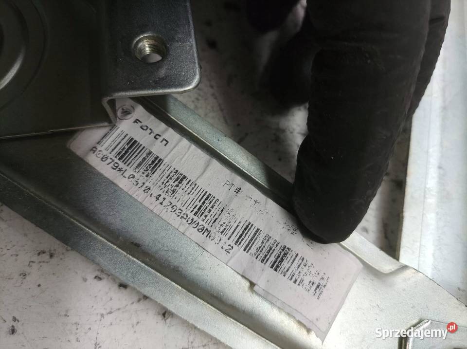 MECHANIZM SZYBY PRAWY PRZÓD Piaggio Porter II