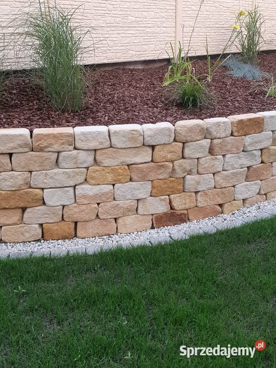 Kamień murowy na murki do wykończenia basenu Wielgomłyny