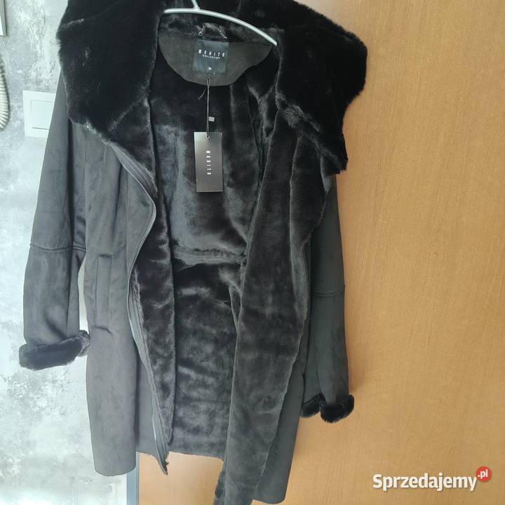 Płaszcz welurowy MOHITO r 38 Inny materiał Kurtki i płaszcze sprzedam