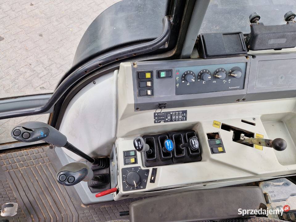 Valtra 8050 Valmet T131 8450 Sisu MF 6490 Laskowiec