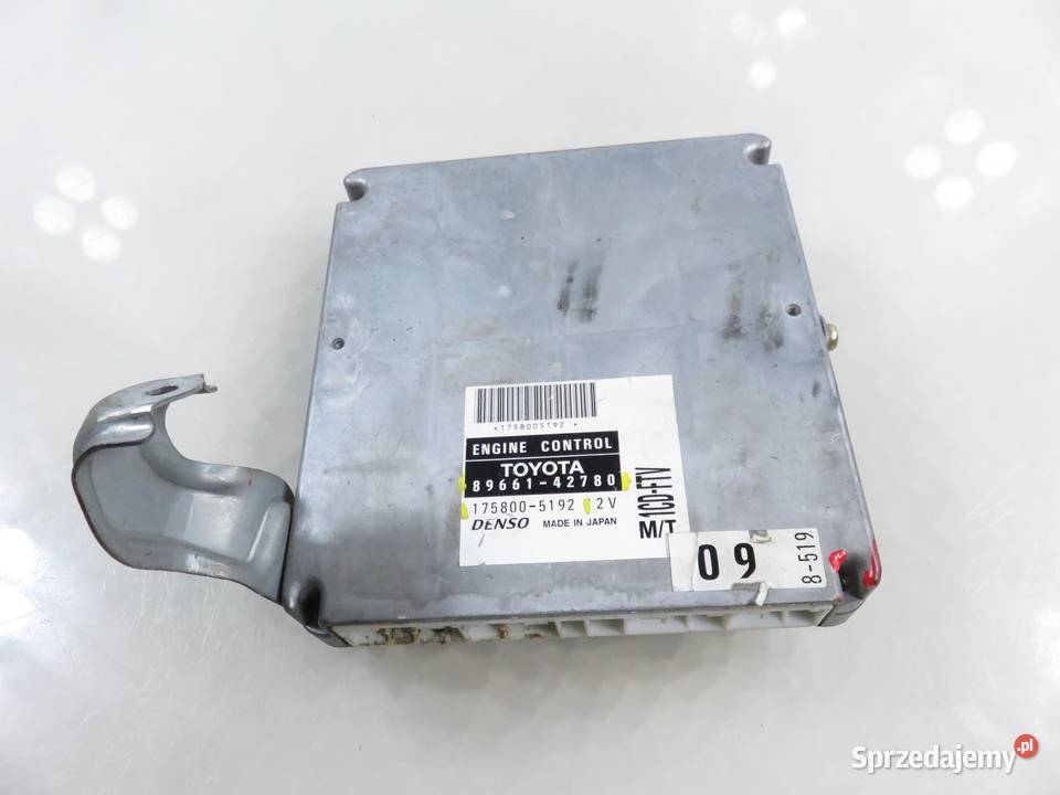 STEROWNIK TOYOTA RAV 4 II 20 D4D 8966142780