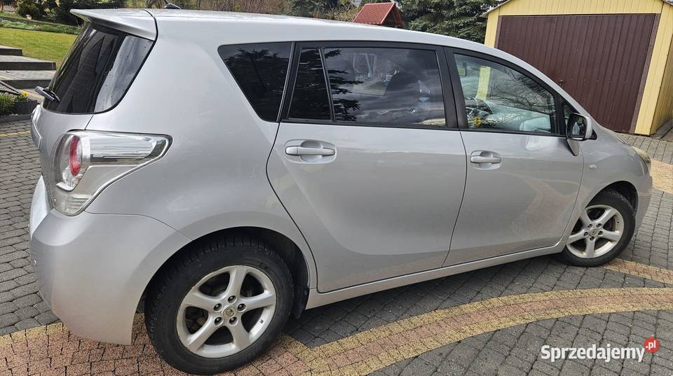 Toyota Verso 20 TDI 2010r 7osobowy