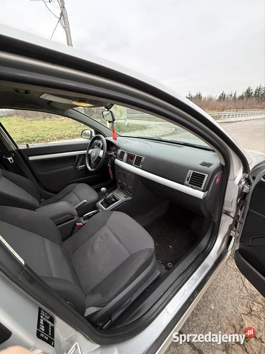 Opel Vectra C GTS 18 GAZ światła przeciwmgielne Motoryzacja Wyszogród