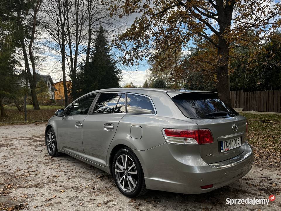 Toyota Avensis 18 b 147 BezwypadkowaSalon Polska