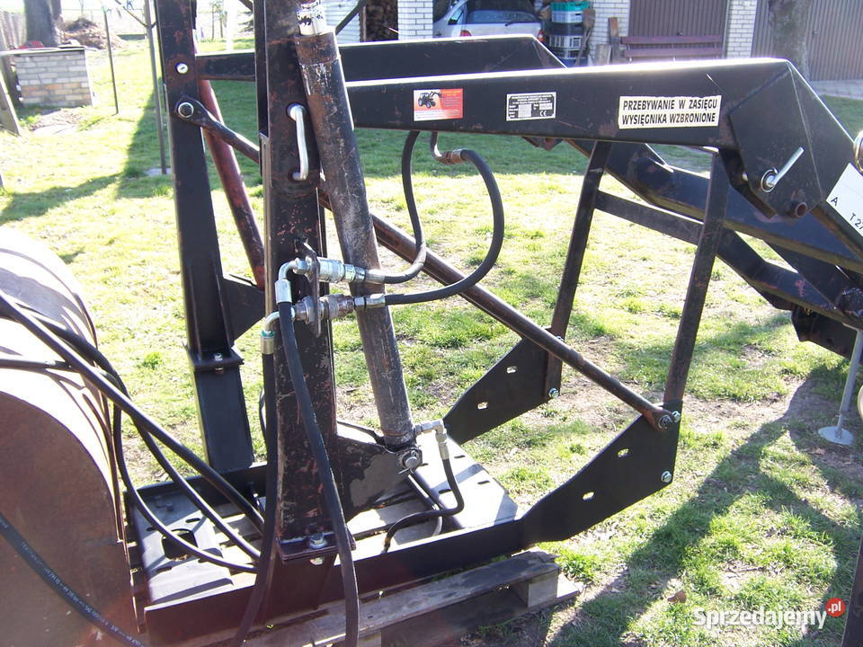 ŁADOWACZ TUR 2sekcje do MF 255URSUS 28123512 z Derewiczna