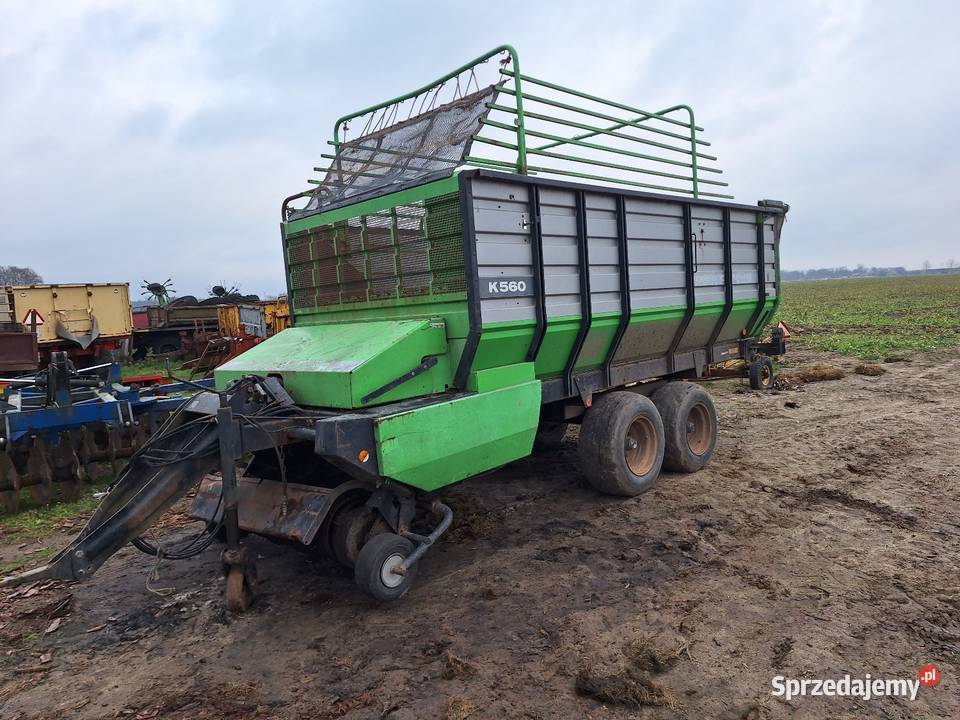 Przyczepa samozbierająca DeutzFahr K 560