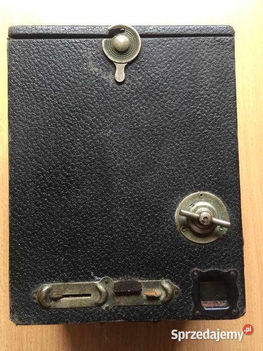 Antyczny foto aparat skrzynkowy