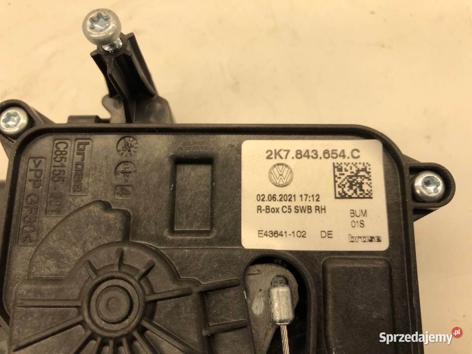 ZAMEK DRZWI PRAWY TYŁ VW CADDY V Minivan podkarpackie sprzedam