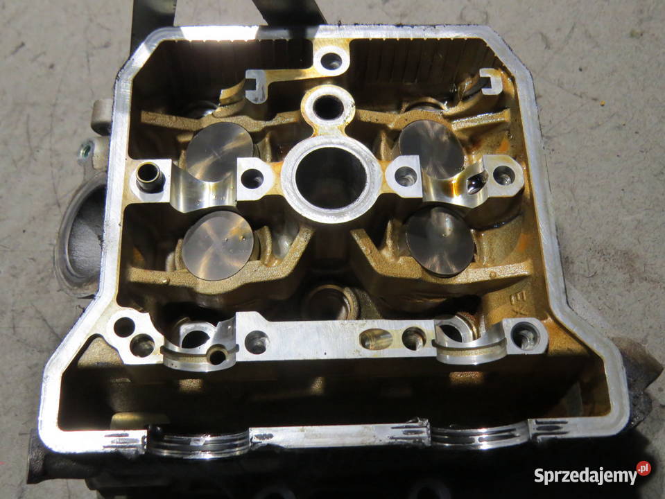 SUZUKI BURGMAN 400 250 N400 K7 10 GŁOWICA ZAWORY Kielce sprzedam