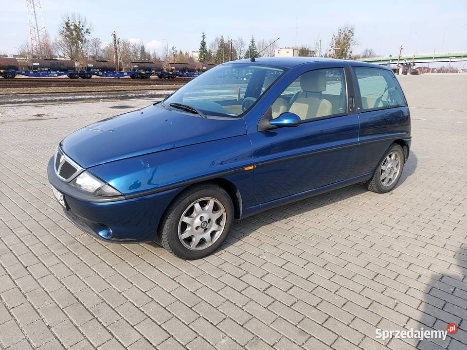 Lancia Y Ypsilon Punto 12 LX 86 LPG