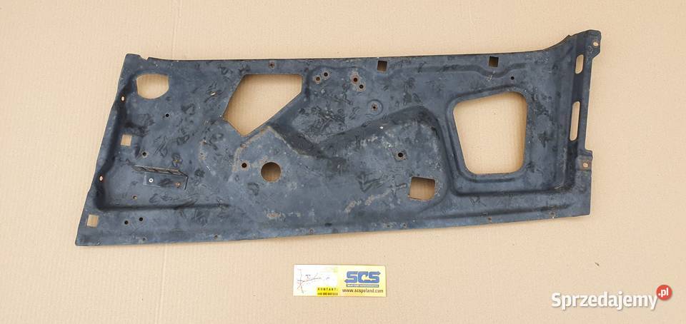 MERCEDES ATEGO BLACHA DRZWI PRAWA Bieleń