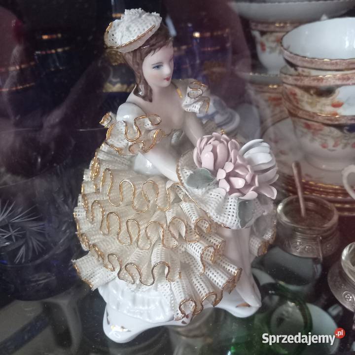 Porcelanowe figurki Warszawa sprzedam