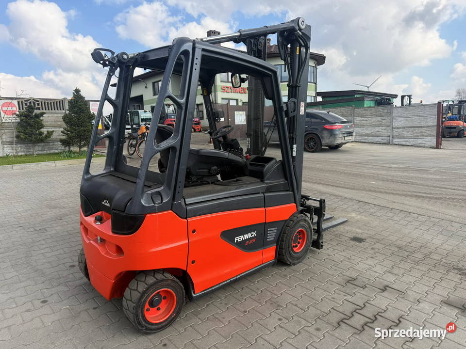 wózek widłowy elektryczny LINDE E25 przesuw łódzkie Działoszyn