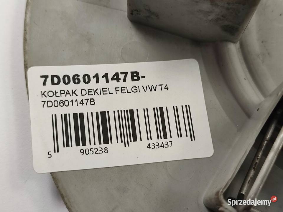 KOŁPAK DEKIEL FELGI VOLKSWAGEN T4 7D0601147B sprzedam