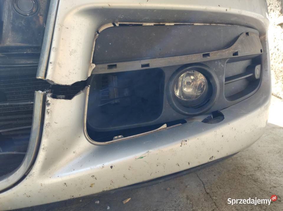 Renault Laguna III produkcji 2013 4/5