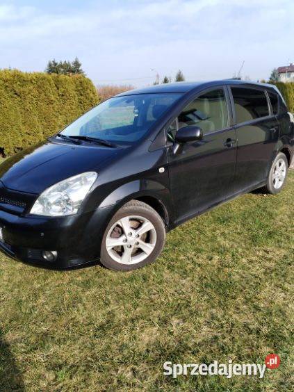 Toyota Corolla Verso manualna Dębe Wielkie