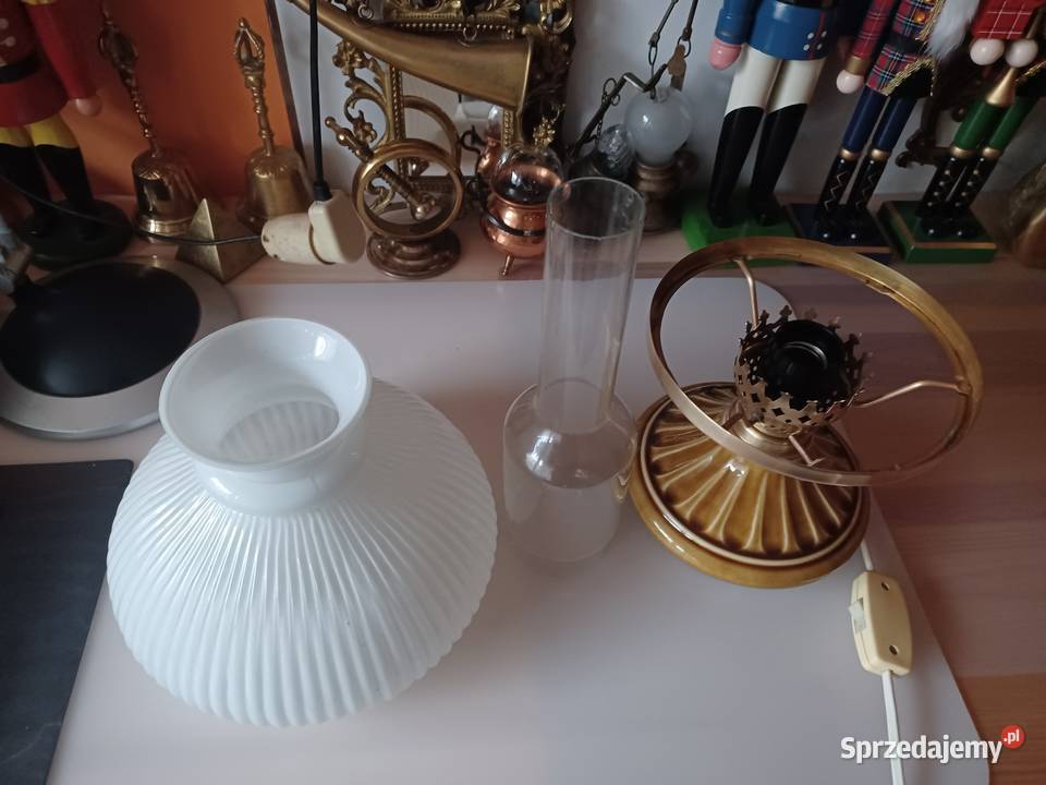 Piękna Iampa stołowa PRL wielkopolskie