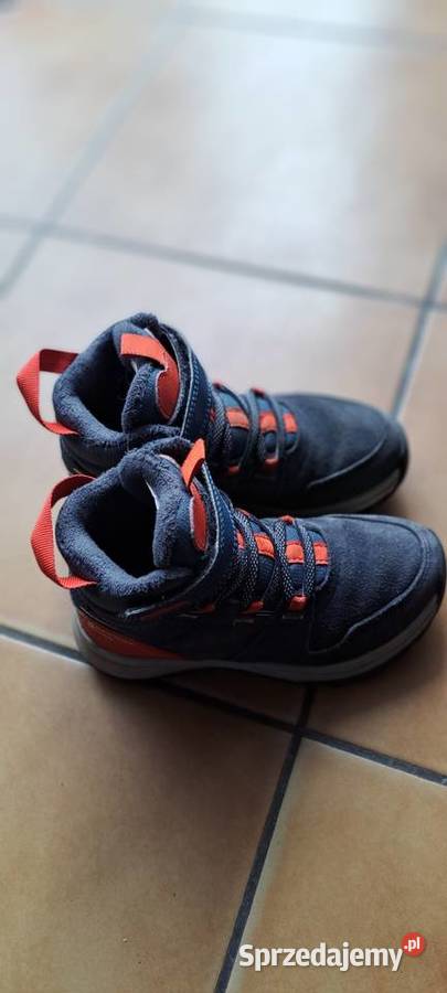 Buty turystyczne dziecięce Quechua zapinane na