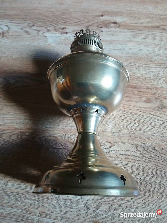 Mosiężna lampa naftowa
