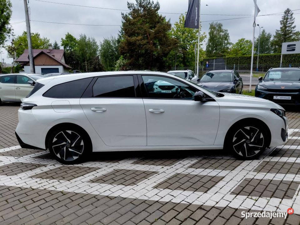 Peugeot 308 2022r FV23 LED ACC BLIS Kam360