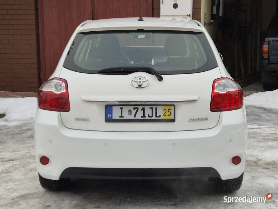 Toyota Auris 2012r Lift 16B 132 1 Właściciel Radom sprzedam