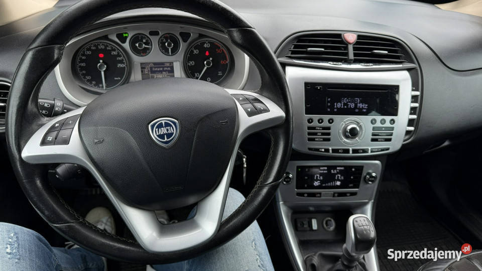 Lancia Delta 19 jtd 190 skóry zamsz ledy xenon Lancia Gdańsk
