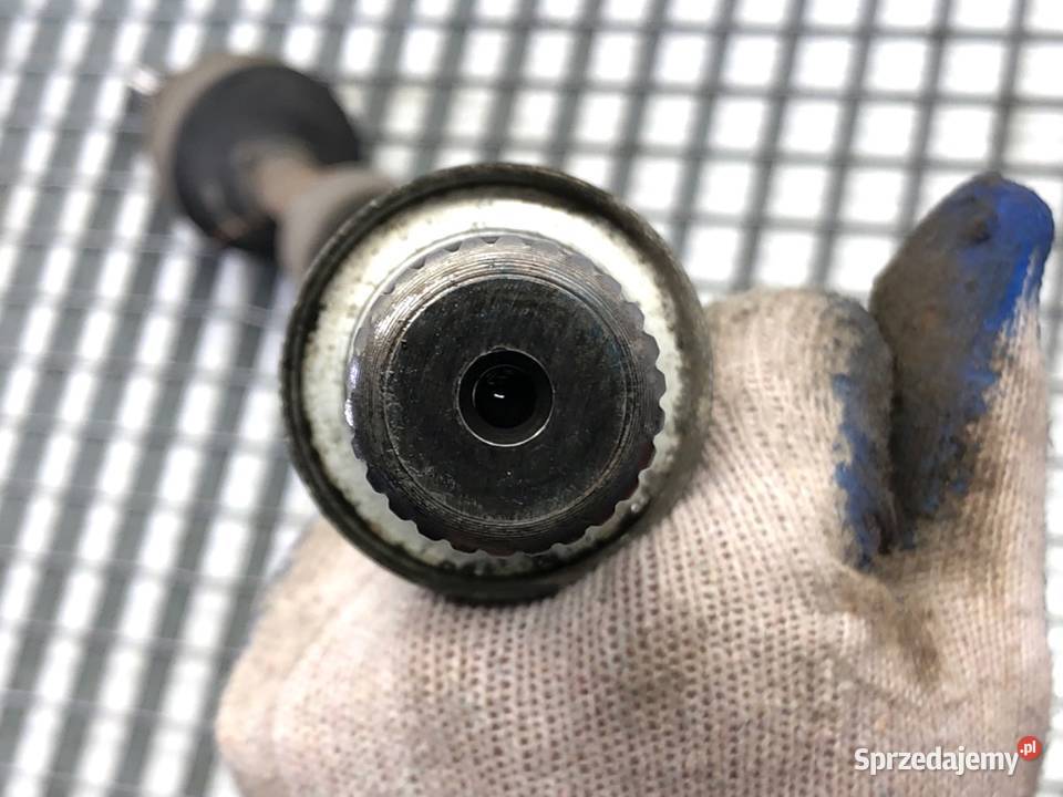 PÓŁOŚ PRAWY PRZÓD DACIA DUSTER 16 115 1018