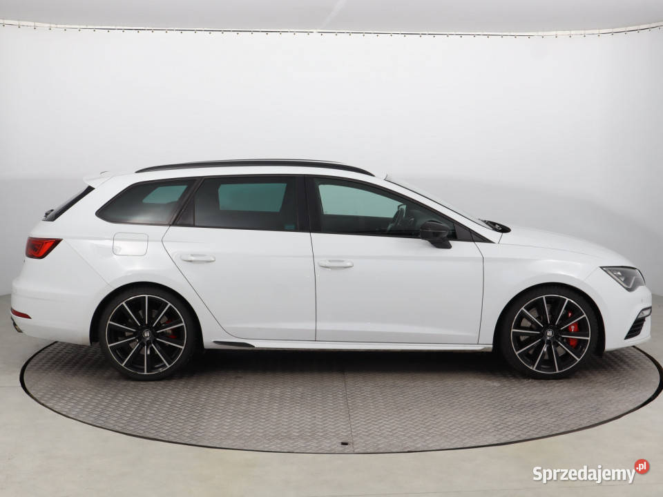 Seat Leon 20 TSI Cupra 300 światła przeciwmgielne Bielany Wrocławskie