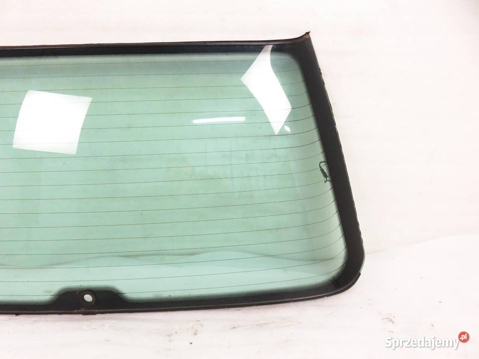 SZYBA TYLNA AUDI A6 C4 KOMBI
