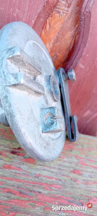 Szczękotrzymacz romet motorynka przód przedni Parzęczew