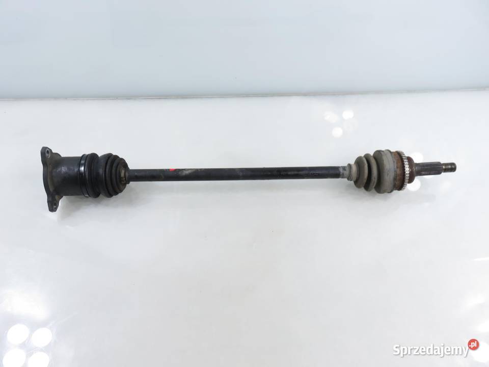 PÓŁOŚ PRAWA TYLNA SUZUKI SWIFT III 13 4x4