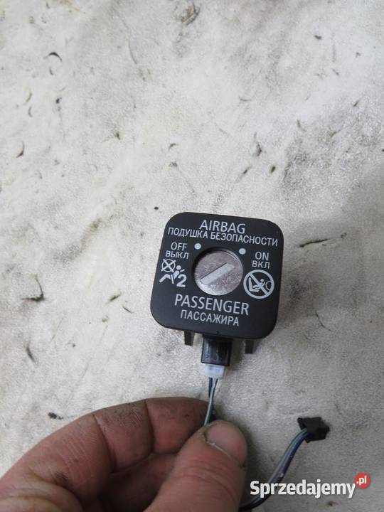 WŁĄCZNIK WYŁĄCZNIK AIRBAG OUTLANDER III