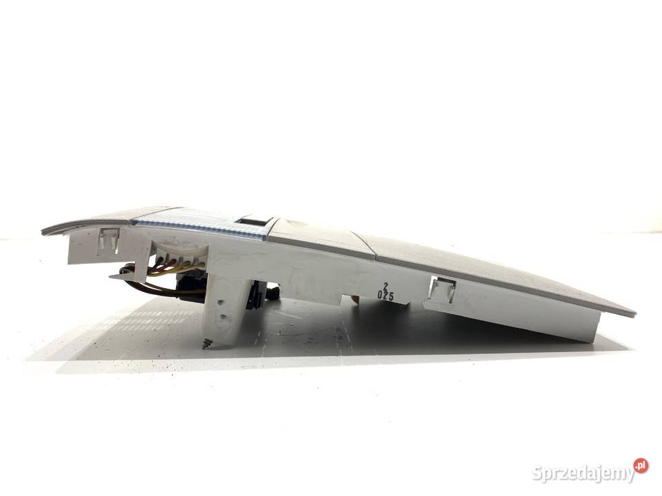 LAMPA SUFITOWA OPEL ASTRA H 13112203 Hatchback