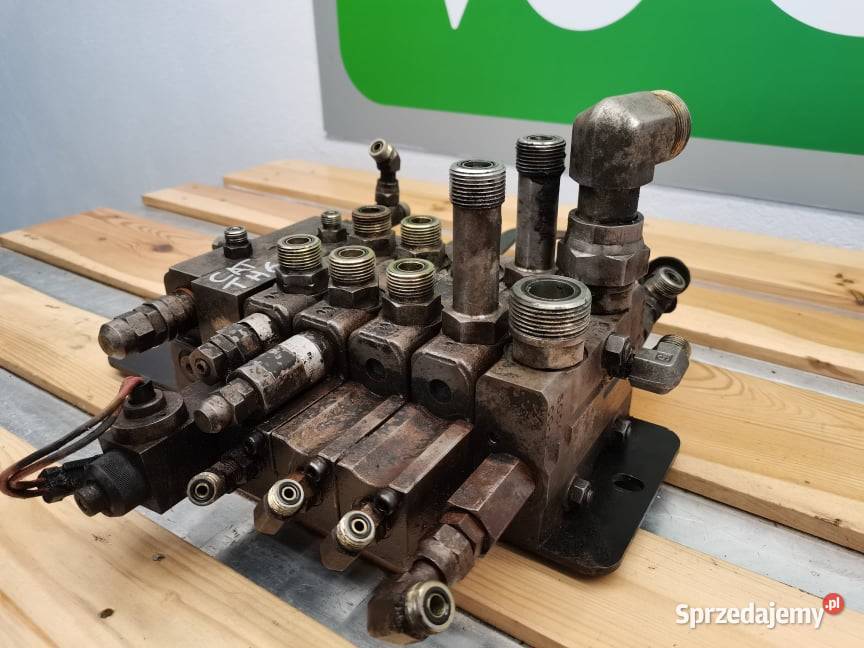 Rozdzielacz hydrauliczny CAT TH 62 Wilkowo sprzedam