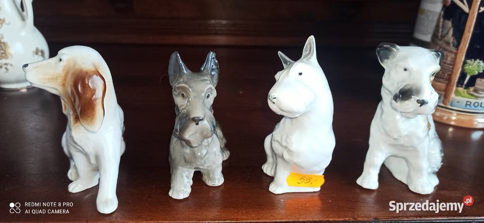 Piesek Figurka porcelanowa Śliczna bez sygnatur Gdańsk