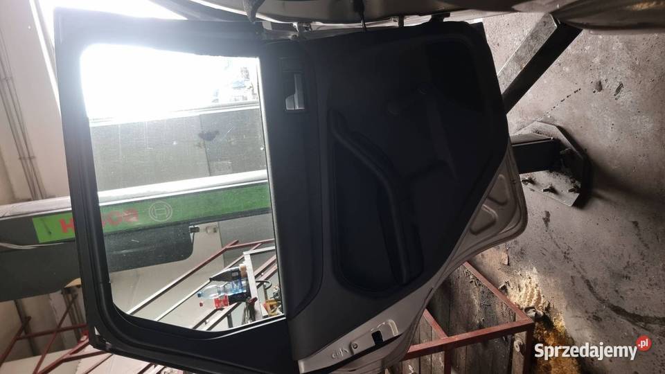 DRZWI LEWE TYŁ FORD FOCUS 03 Lipno