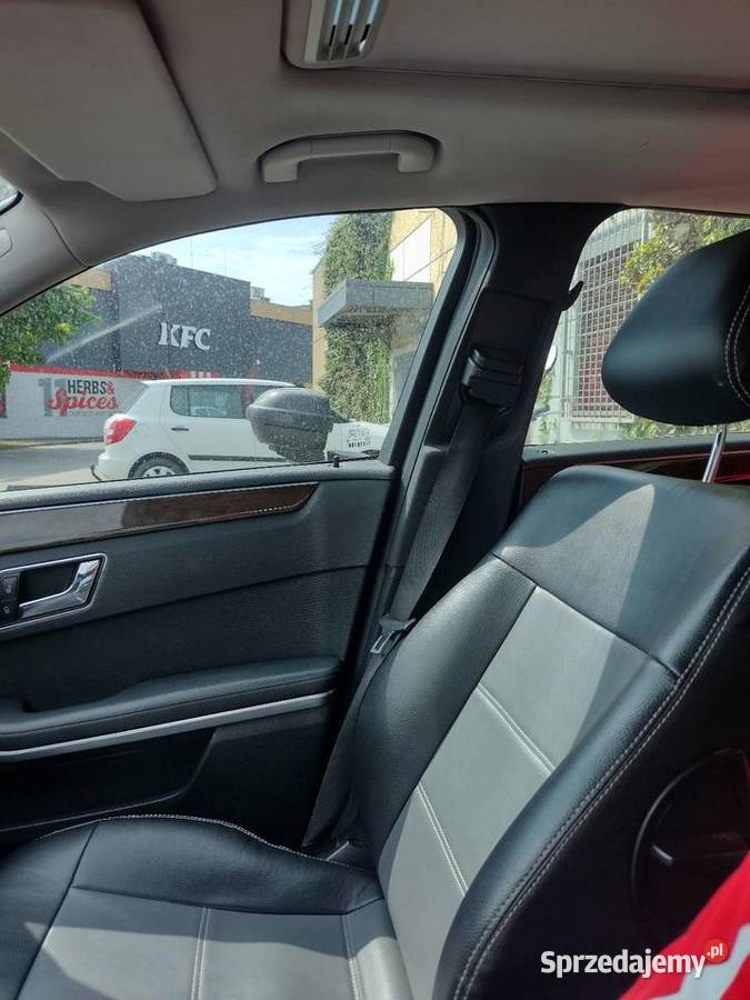 Okazyjnie Zadbany MercedesE Klasa gniazdo SD Motoryzacja Strzelno