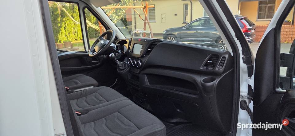 Iveco Daily 35C15 Wywrotka 3 stronny wywrot Napęd tylna oś Motoryzacja