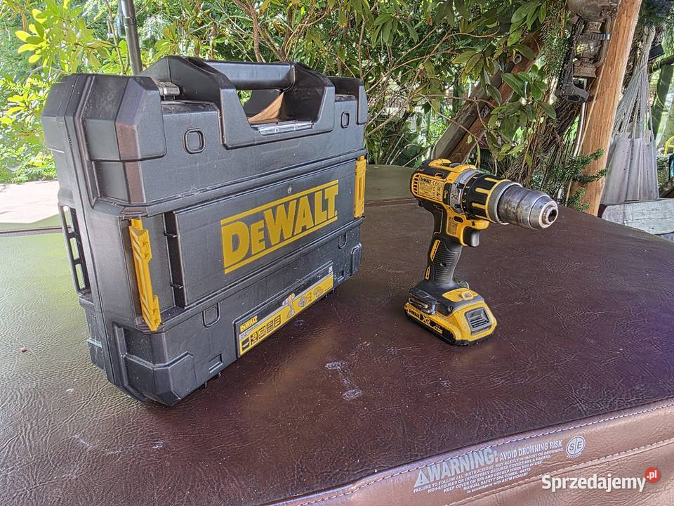 wkretarka DeWalt udarowa xr baterja walizka Białogard