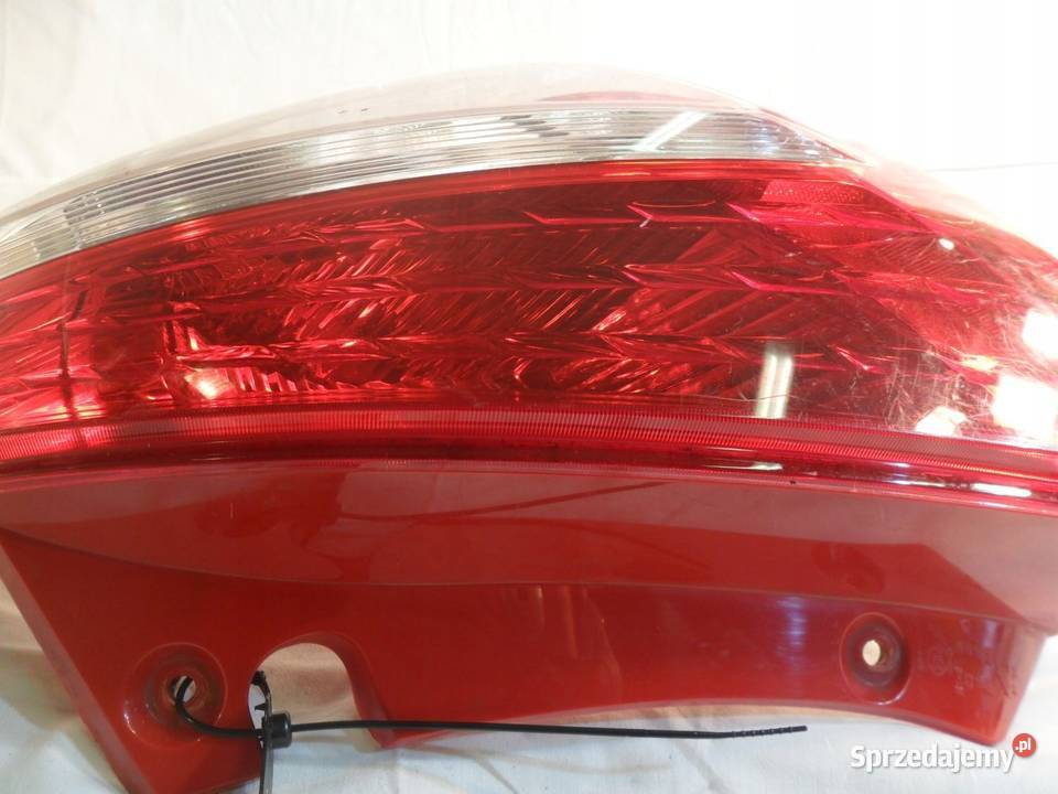 Suzuki Swift MK7 lampa prawa tylna prawy tył wielkopolskie Nowy Tomyśl