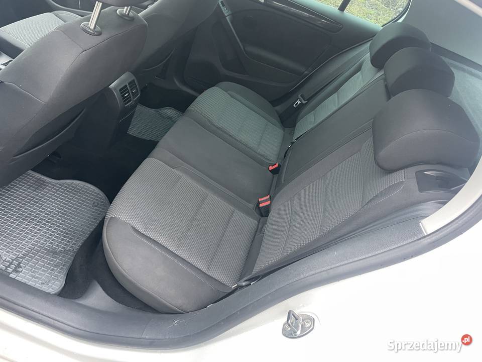 Volkswagen GOLF VI 16MPi 102 5 drzwi biały nieuszkodzony