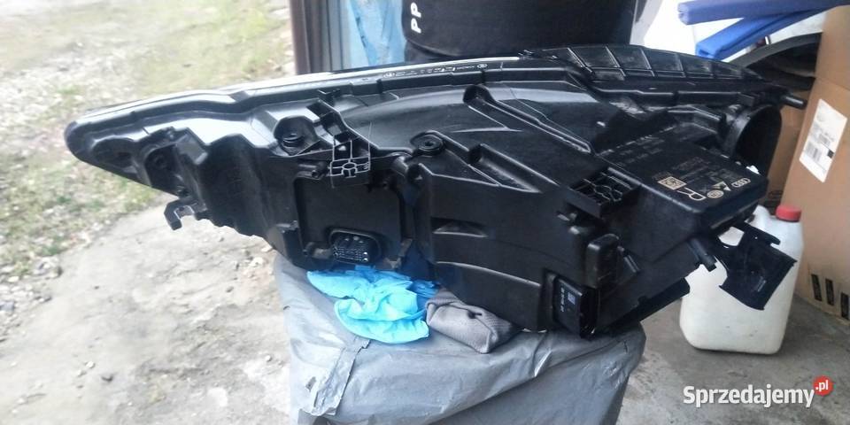 Audi Q8 lampa przód prawy Łódź