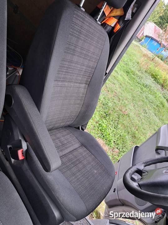 sprzedam fotel kierowcy SPRINTER 906 Samochody na części dolnośląskie Bolesławiec