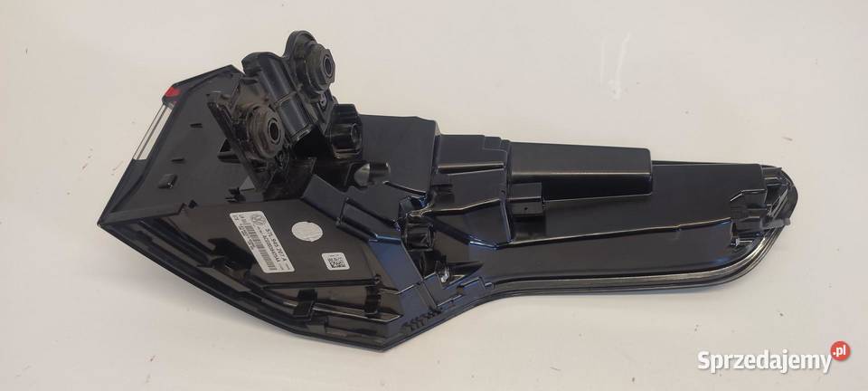 VW TAYRON LAMPA LEWY TYŁ 57L945207A sprzedam