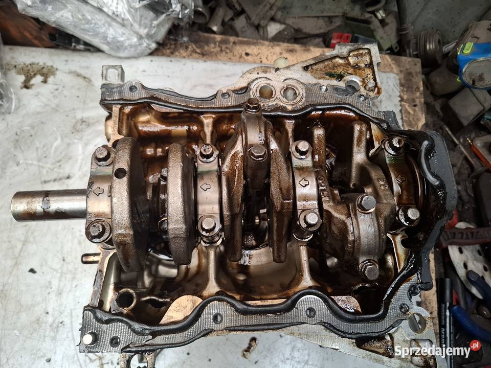 NISSAN DACIA RENAULT 10 SCE B4DE411 silnik dół osobowe